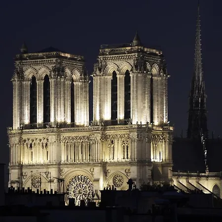 Апартаменты Notre Dame Flat *