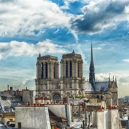 Notre Dame Flat * Paris