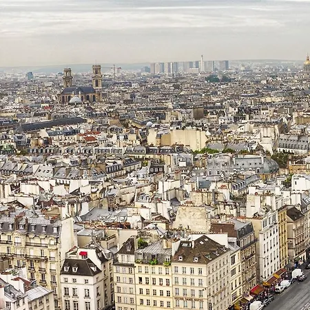 Notre Dame Flat Париж