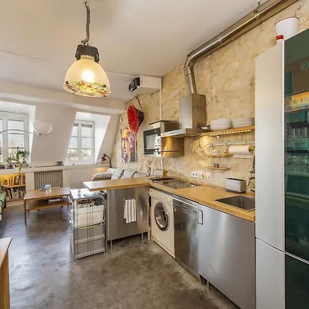 Notre Dame Flat Apartment *