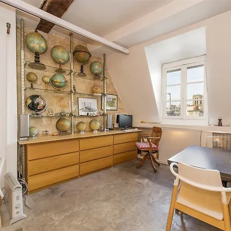 Notre Dame Flat * Paris